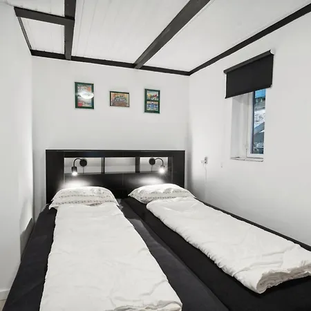 Eldar - 5m From The Sea By Interhome *